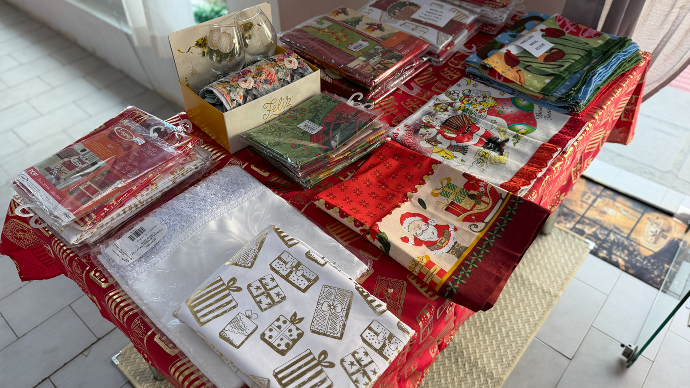 VÍDEO: Na Bem Estar Tapetes e Enxovais você encontra diversas opções em toalhas natalinas