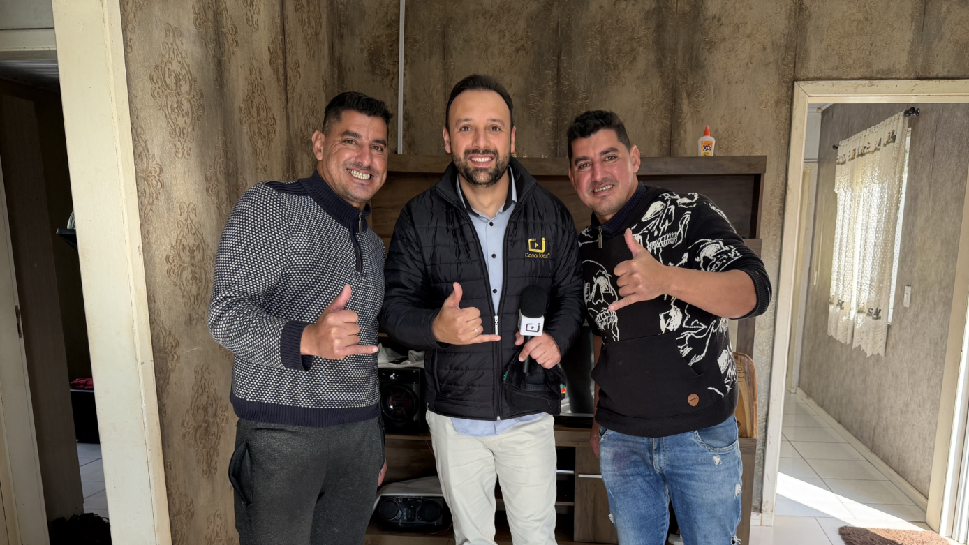 VÍDEO: Canal Ideal visita a famosa ‘casona podre de chique’ dos Gêmeos Show de Bola em Erechim
