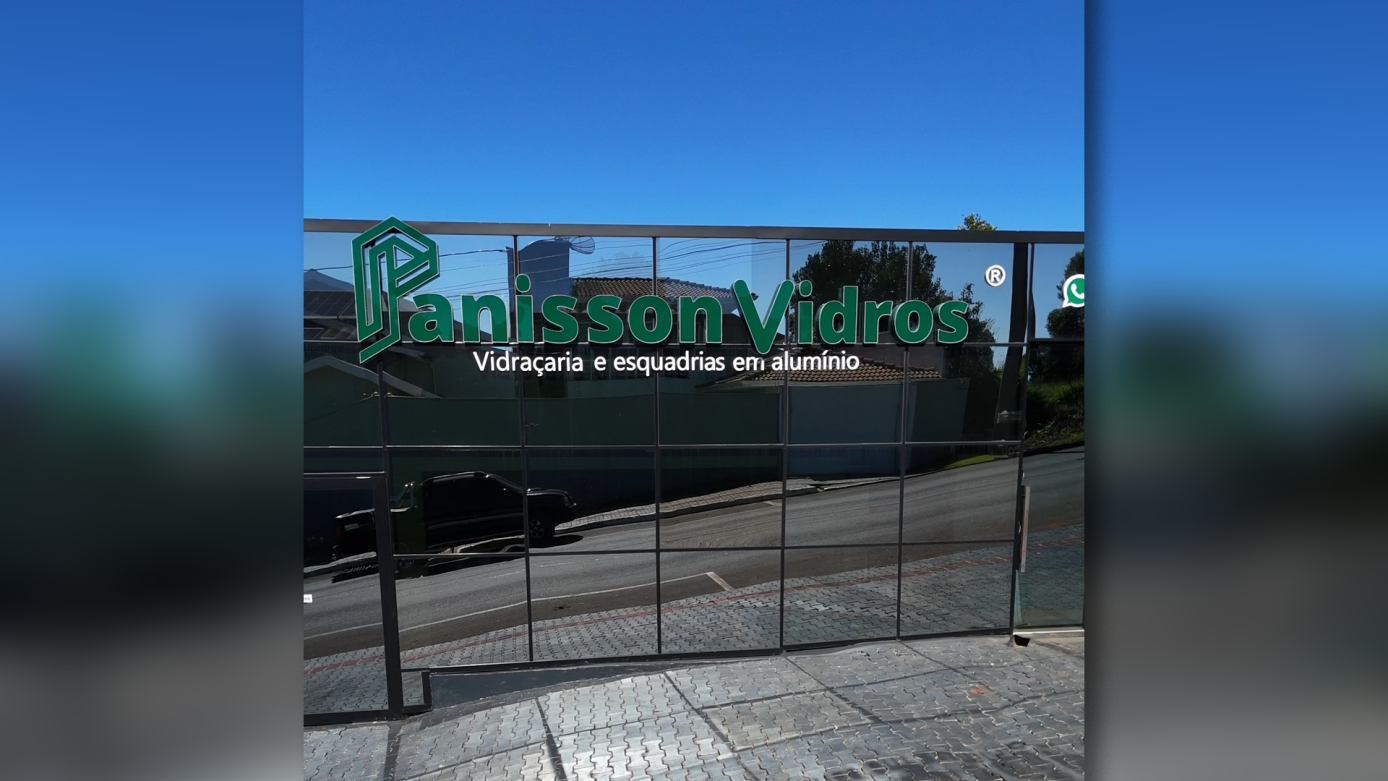 VÍDEO: oportunidades de emprego na Panisson Vidros