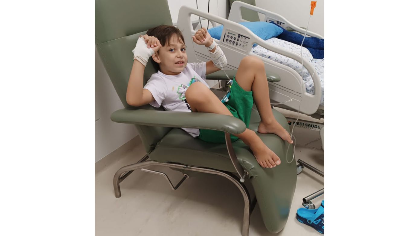 Família realiza campanha para auxiliar no tratamento de menino de 6 anos diagnosticado com leucemia 