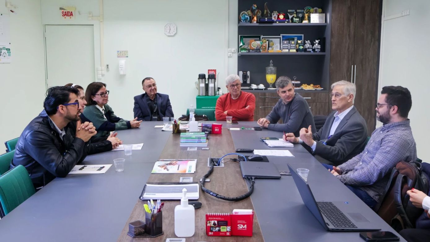 A parceria fortalece os Programas de Residência Médica ao integrar ensino e assistência (Foto: HRO)