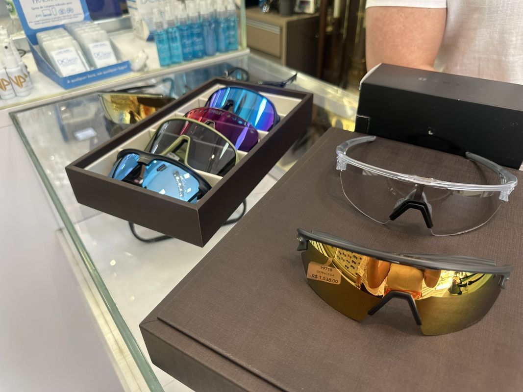 VÍDEO: na Óptica Pazini, quem pratica esporte encontra óculos ideais para ciclismo, corrida, vôlei, beach tênis e muito mais