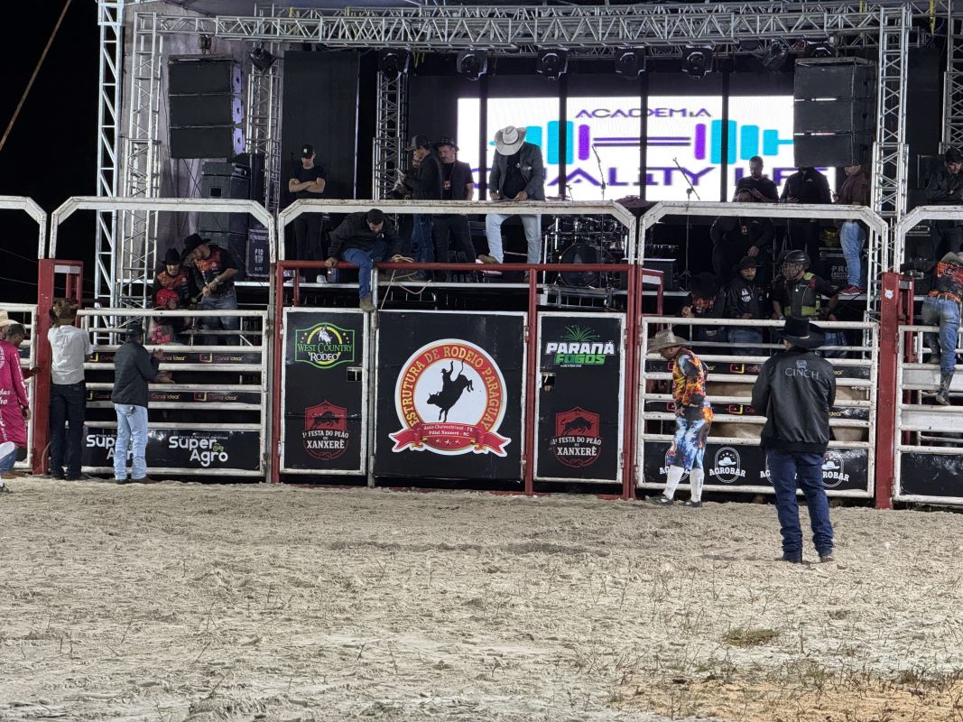 VÍDEO: Começou a 1ª Festa do Peão de Xanxerê