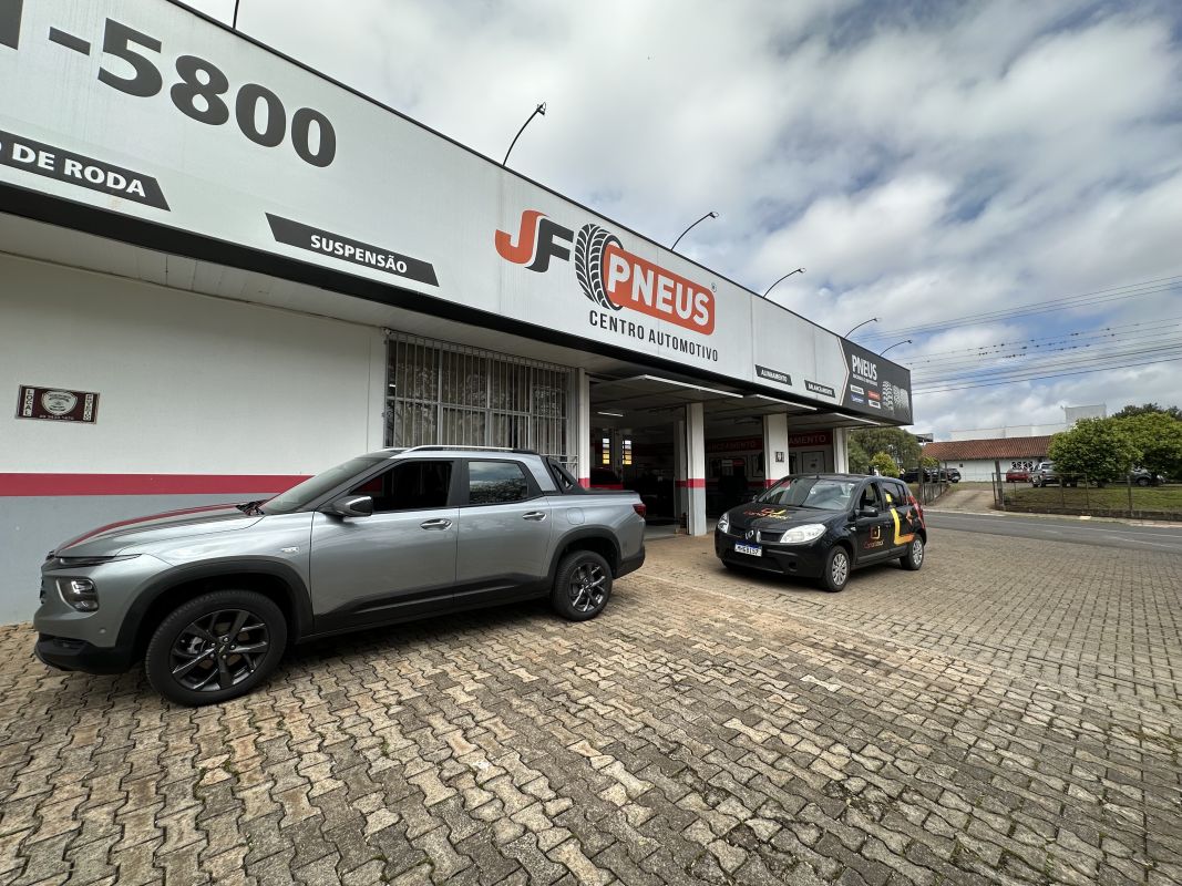 Chegou a hora? Faça a troca dos pneus do seu carro na JF Pneus em Xanxerê!