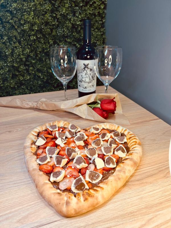 Harmonizações perfeitas: descubra os melhores vinhos para saborear com Anjos Della Pizza
