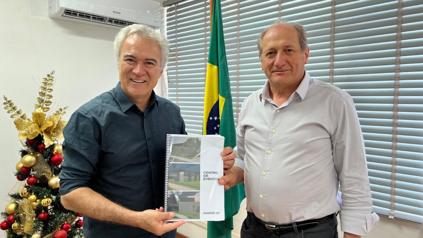 Prefeitura de Xanxerê recebe anteprojeto arquitetônico para Centro de Eventos