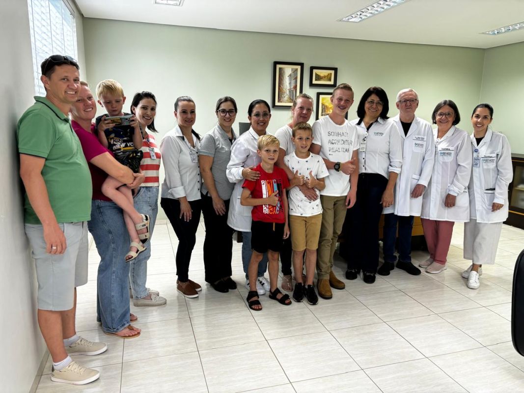 VÍDEO: família envolvida em grave acidente que foi atendida no HRSP retorna para agradecer a equipe