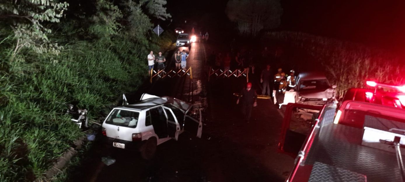 Homem de 57 anos e seu filho de um mês morrem em grave acidente na SC-156, em Xaxim 