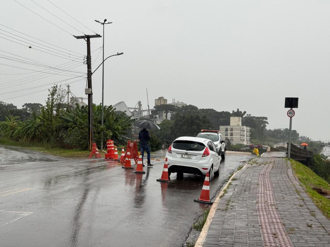 VÍDEO: viaduto é interditado em Xanxerê devido a erosão