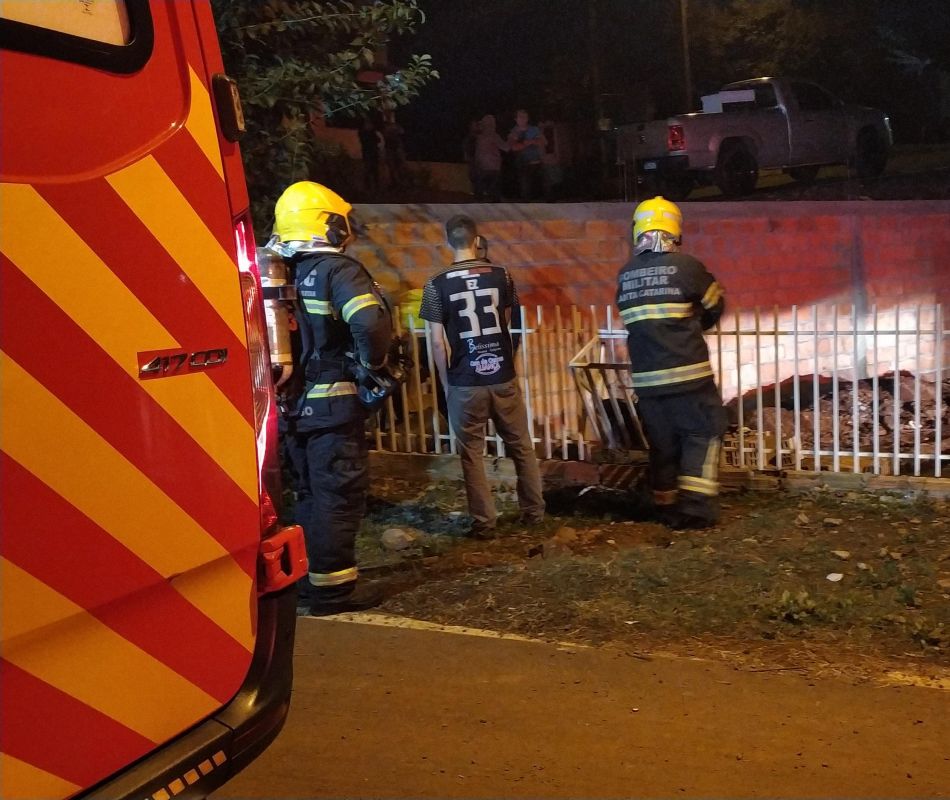 Princípio de incêndio na rede elétrica de residência é registrado em Xanxerê