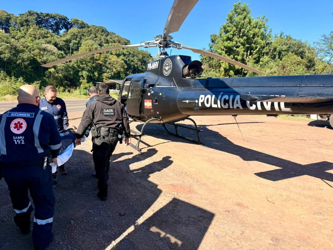 Trabalhador fica gravemente ferido após acidente com esteira em madeireira, no Oeste