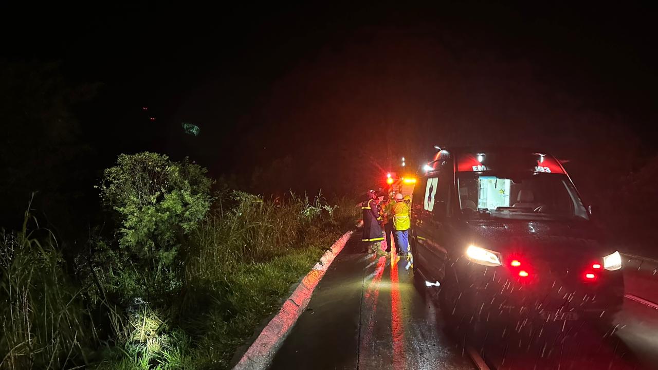 Dois homens morrem após saída de pista na BR-163, no Oeste