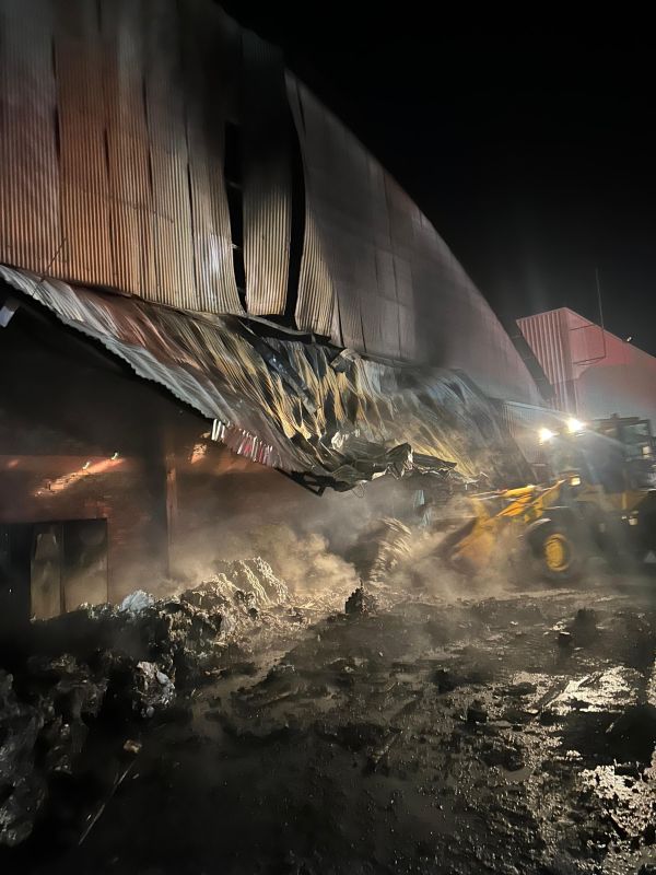 Incêndio atinge unidade de beneficiamento de sementes em Abelardo Luz