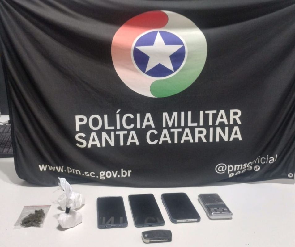 Polícia Militar apreende drogas durante abordagem em Chapecó