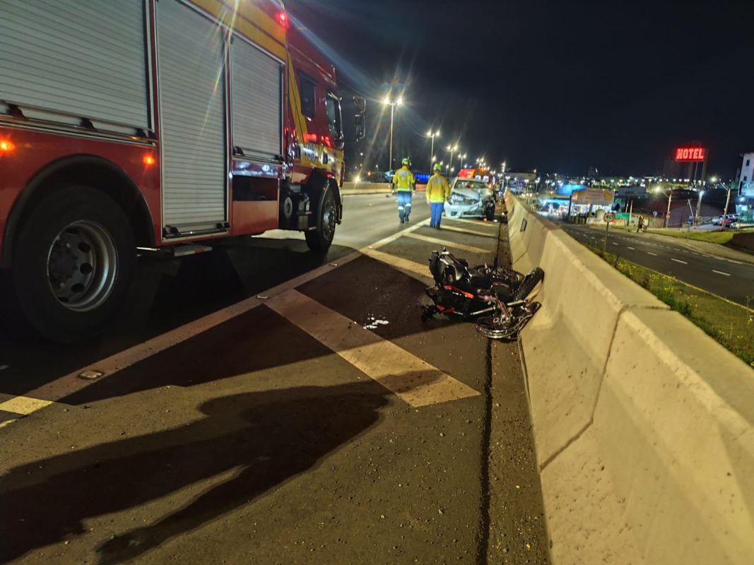 Motociclista morre em colisão com carro na BR-480 em Chapecó