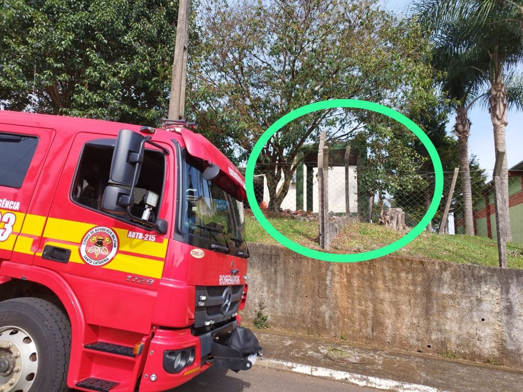 Trabalhador sofre queda após parede despencar e é resgatado pelos bombeiros no Meio-Oeste