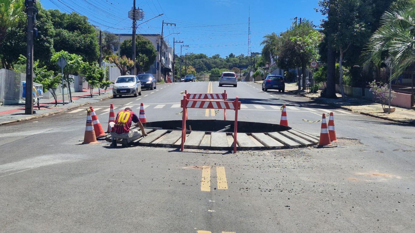Prefeitura de Xanxerê inicia padronização de rotatórias do município