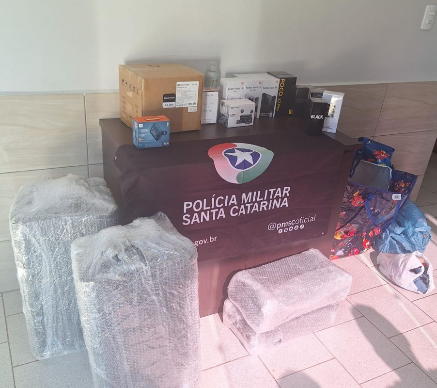 Cerca de R$ 24 mil em mercadorias estrangeiras sem nota são apreendidas pela PMRv na SC-157