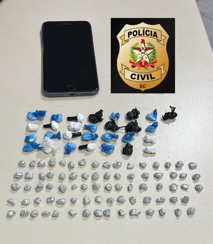 Adolescente é apreendido por tráfico de drogas em São Domingos