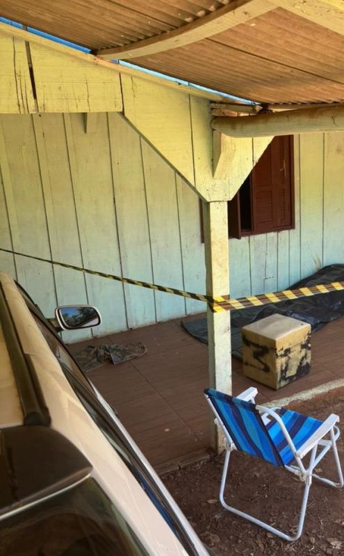 Homem é executado com três tiros no interior de Palmitos enquanto tomava chimarrão com a esposa