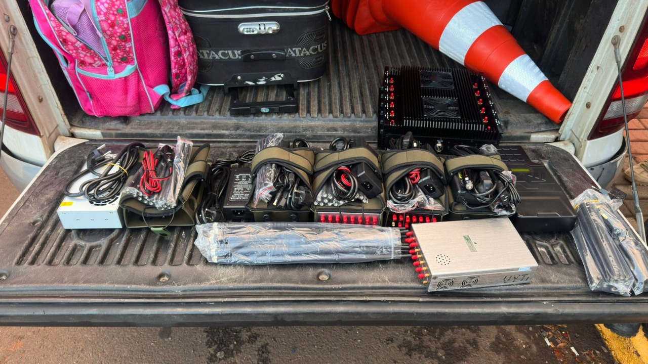 Bloqueadores de sinal ilegais são apreendidos em Bom Jesus 