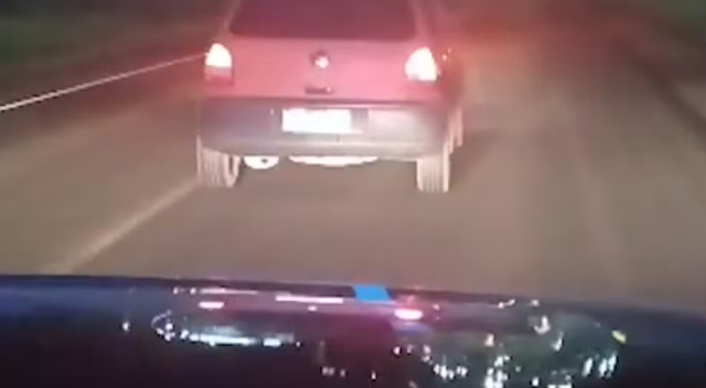 VÍDEO: Um motorista foi flagrado pela PRF dirigindo em zigue-zague na BR-282, em Xaxim 