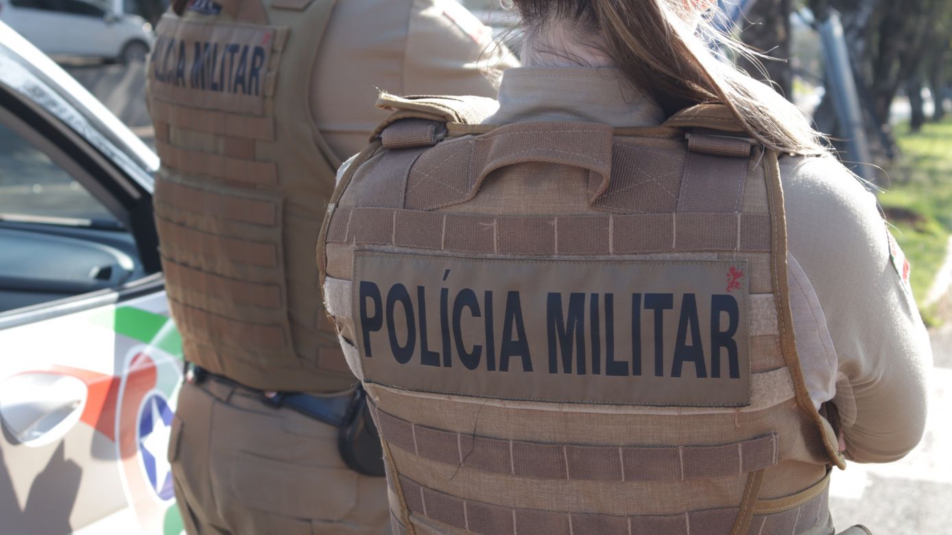 Homem de 19 anos é preso por tráfico de drogas após abordagem em Chapecó