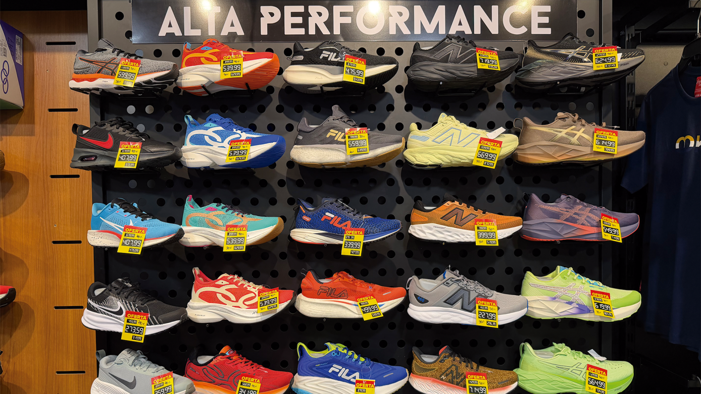 VÍDEO: a Megazam está com até 50% de desconto em tênis esportivos