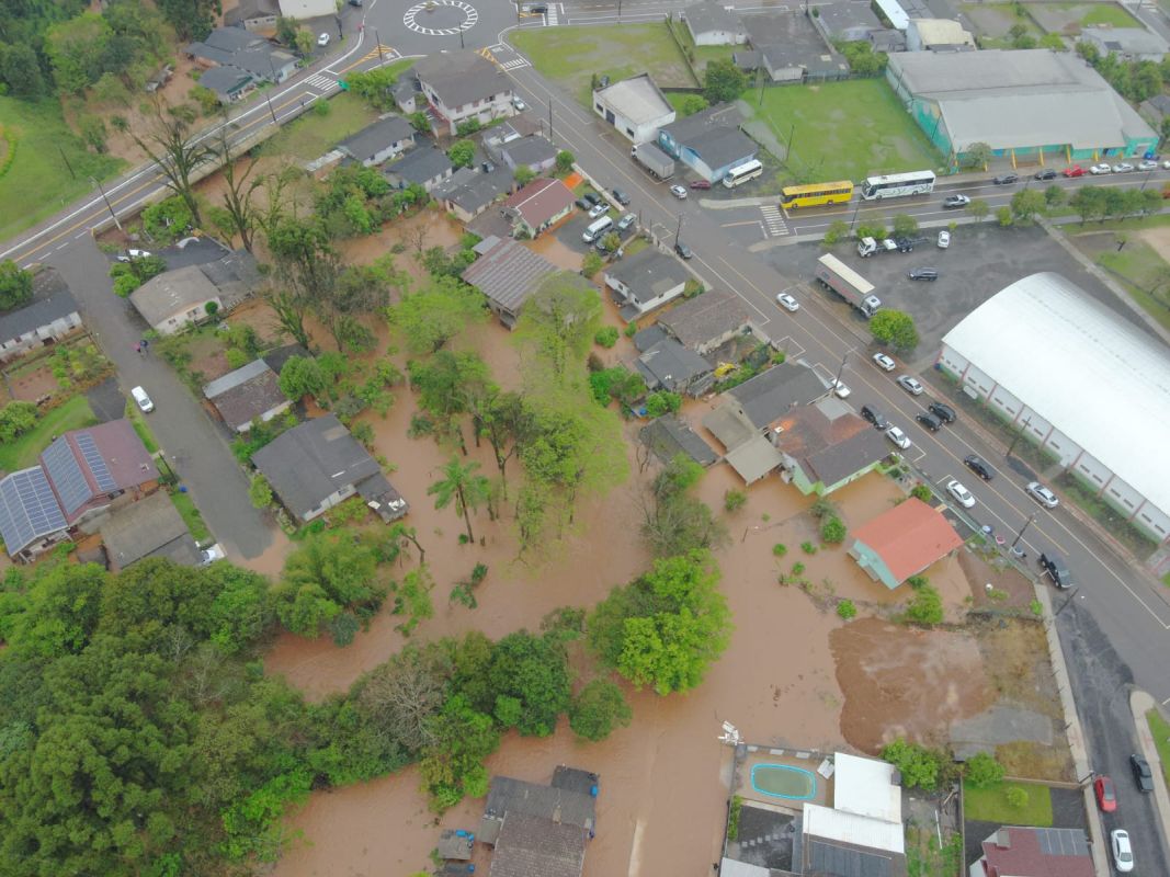 Chuvas deixam 31 cidades em alerta e seis decretam emergência em SC