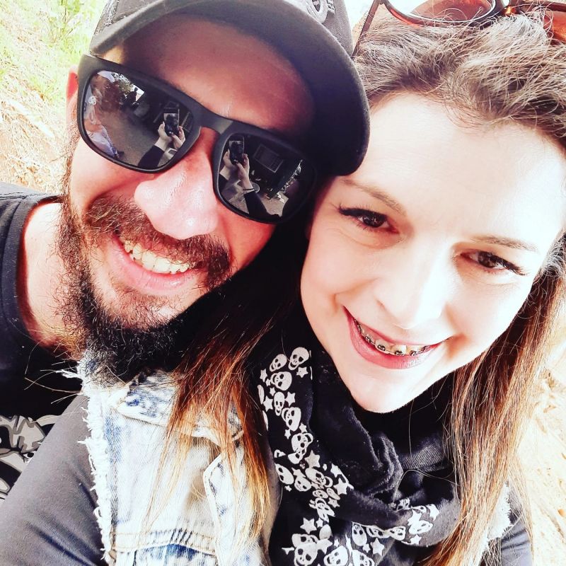 Homem se recupera lentamente de uma cirurgia no rosto onde foram colocadas seis placas de titânio. Foto: Arquivo Pessoal