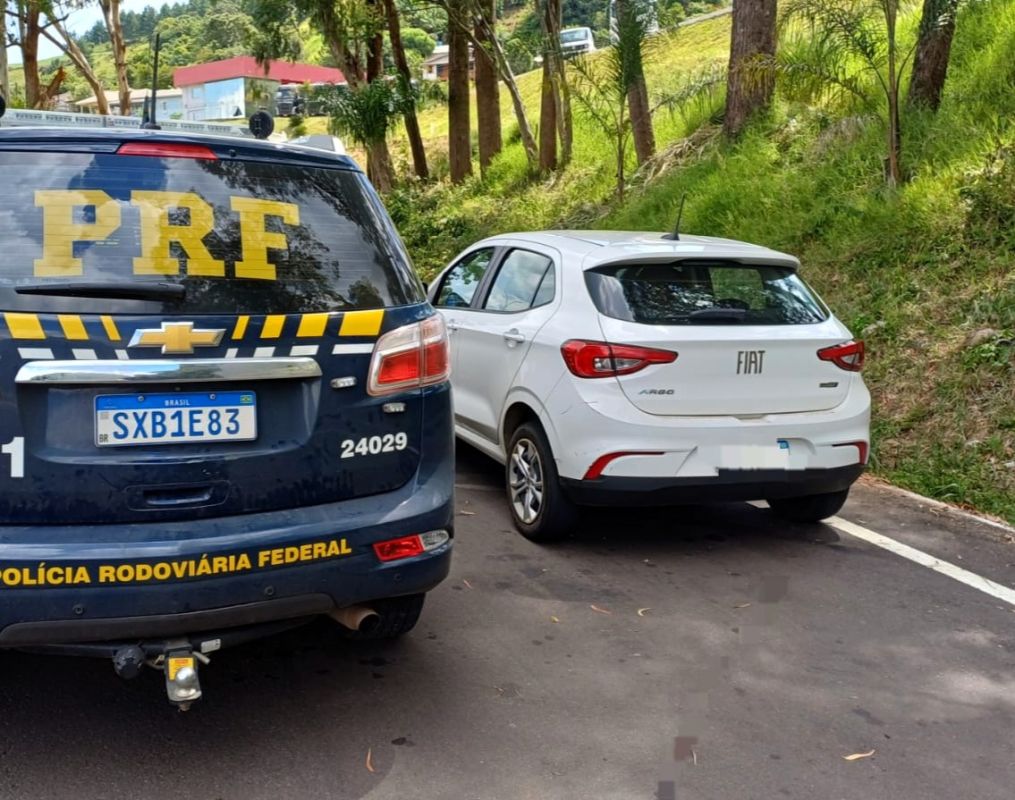 PRF recupera em Concórdia carro locado em MG e não devolvido há mais de oito meses