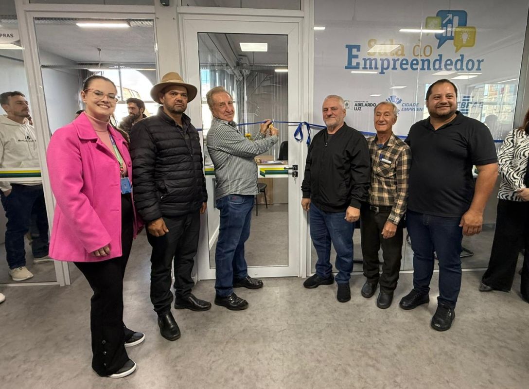 VÍDEO: Abelardo Luz inaugura a Sala do Empreendedor