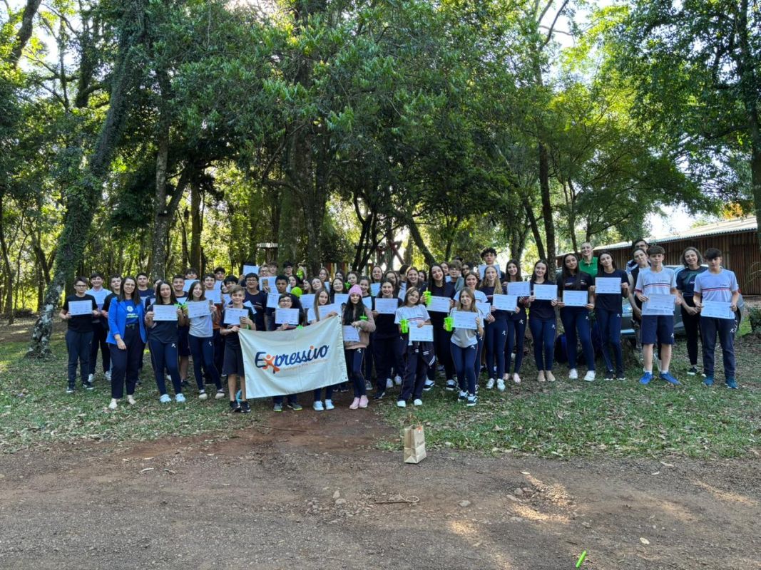 VÍDEO: Parceria entre Sicredi, CDL e Colégio Expressivo transforma aprendizado em experiência real