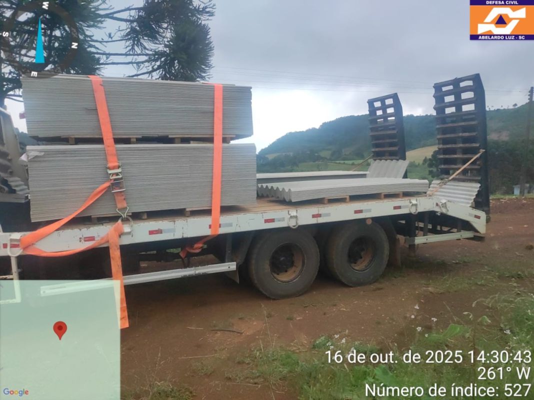 VÍDEO: Defesa Civil faz levantamento de famílias atingidas por chuva de granizo e distribui telhas