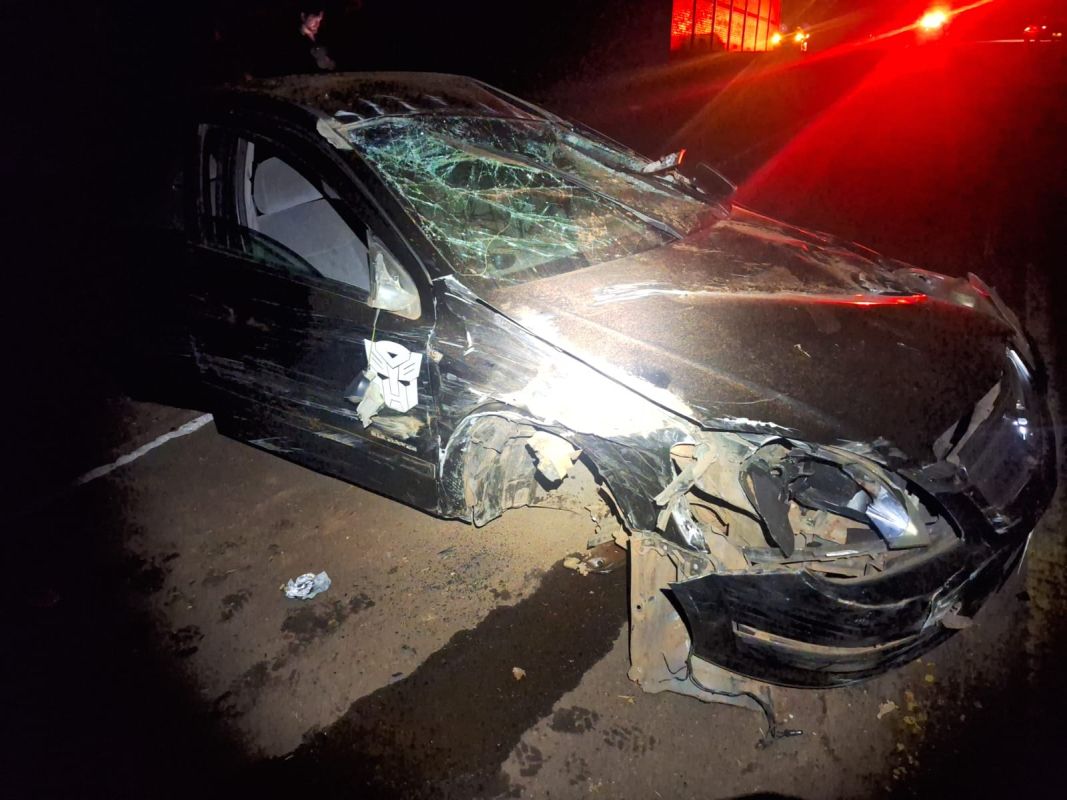 Colisão frontal deixa motorista ferido na SC-159, no Oeste