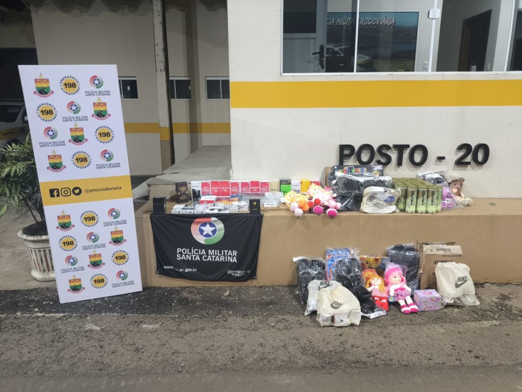 Mulher é flagrada com celulares e outras mercadorias internacionais sem nota na SC-283, em Concórdia