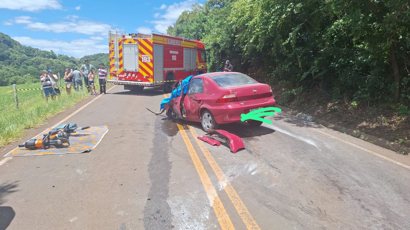 Acidente na SC-480 deixa um morto e quatro feridos no Oeste