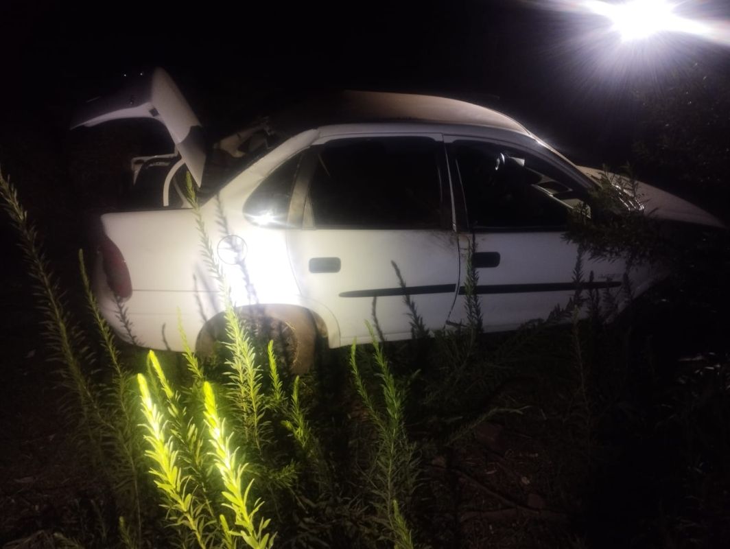 Mulher é presa por dirigir embriagada após capotamento na SC-163