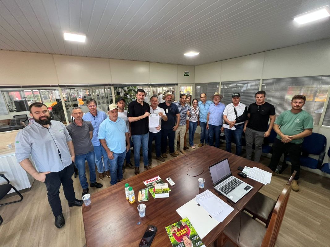 Produtores de leite criam entidade nacional para enfrentar crise e defender o setor