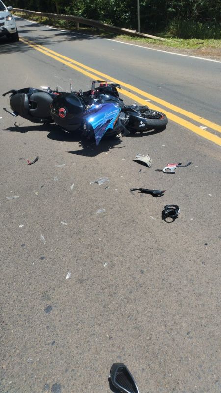 Colisão entre carro e motocicleta deixa ferido grave na SC-283 