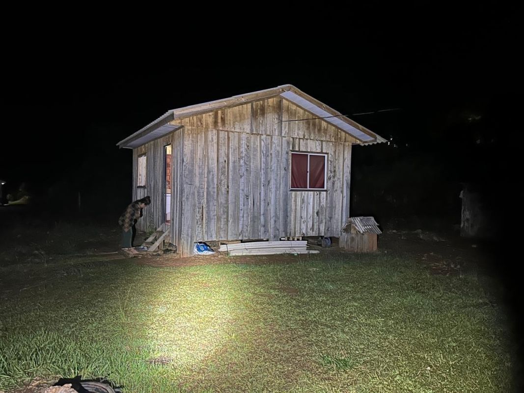 Homem é preso após tentar matar o próprio irmão em reserva indígena de Ipuaçu