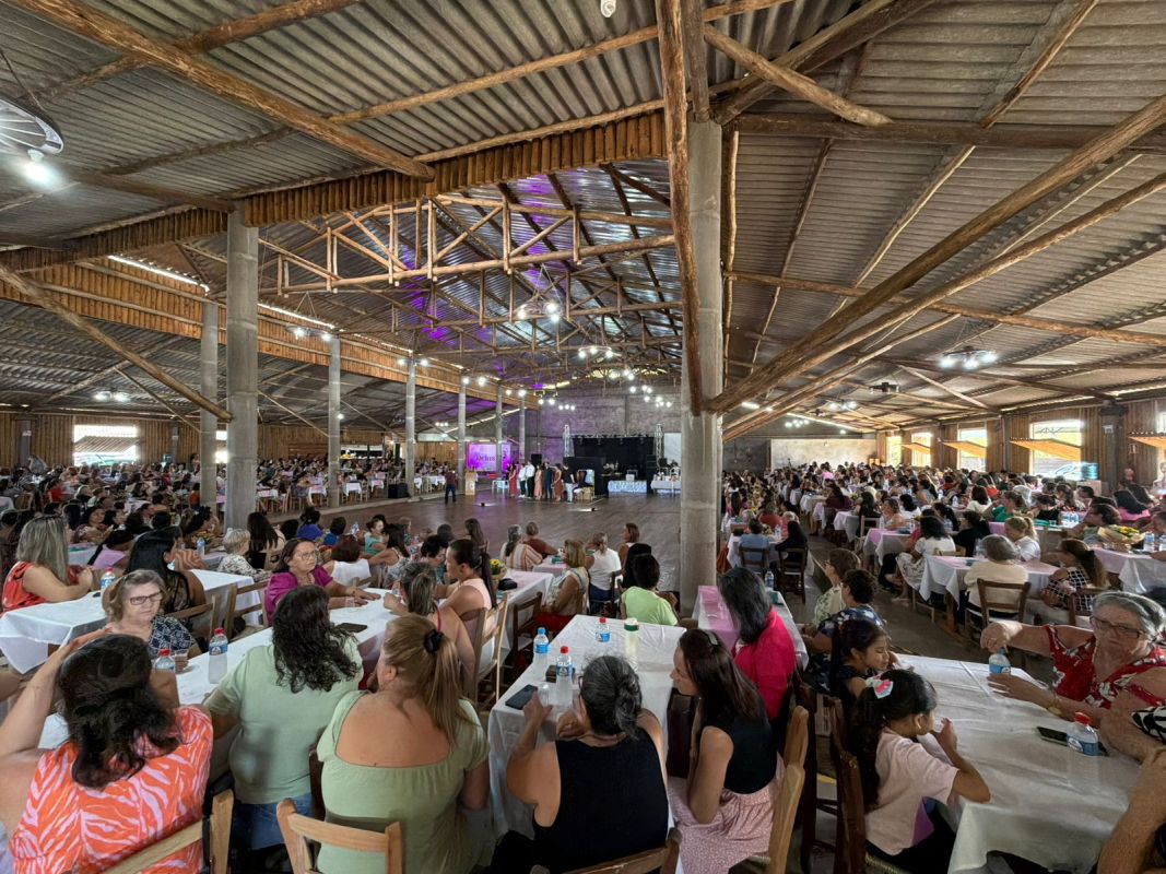 VÍDEO: Evento “Dia Delas” reúne mais de 600 mulheres em Faxinal dos Guedes