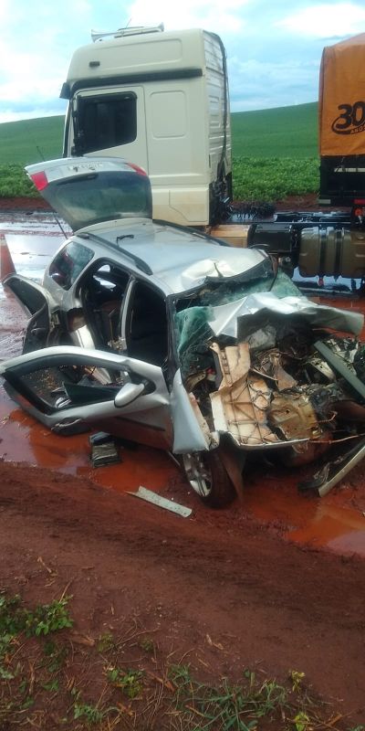 Motorista fica gravemente ferido após colisão frontal em Abelardo Luz