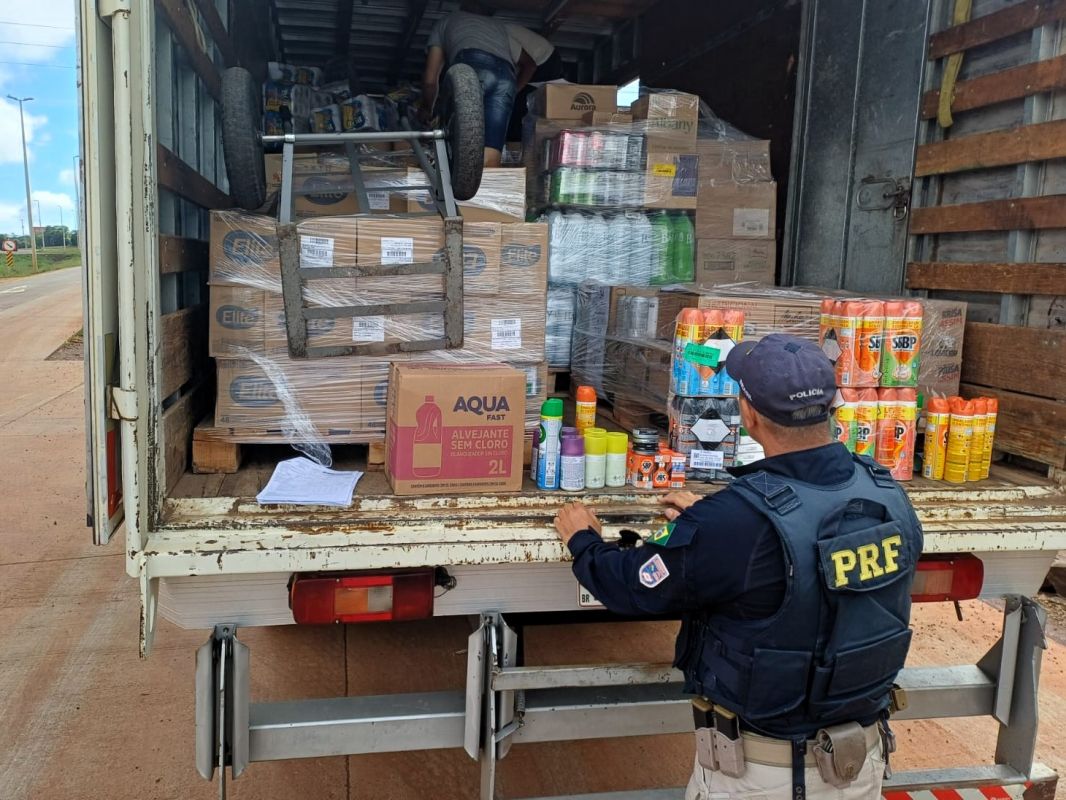 Empresa é flagrada pela terceira vez em poucos dias transportando produtos químicos misturados a alimentos na BR-163