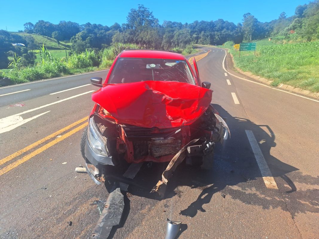 VÍDEO: Colisão entre dois veículos na SC-157 deixa criança morta e três feridos em Quilombo