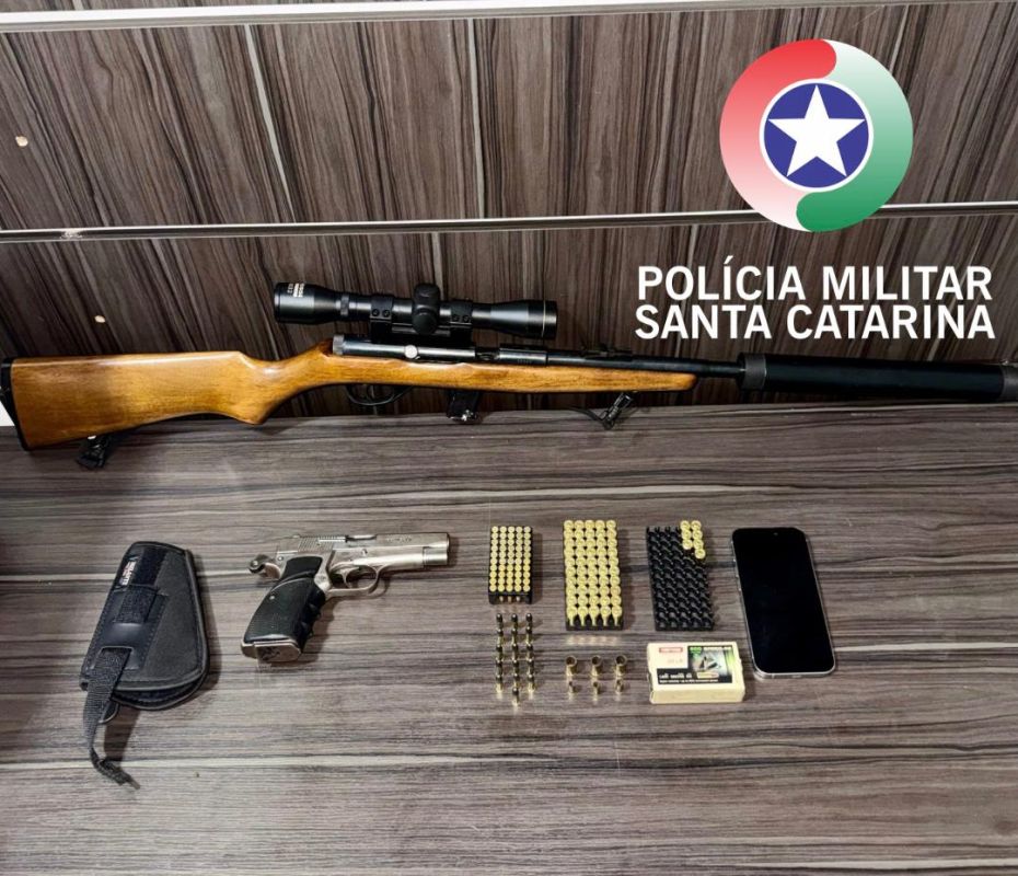 Disparos levam polícia a localizar armas e munições em estabelecimento em Pinhalzinho