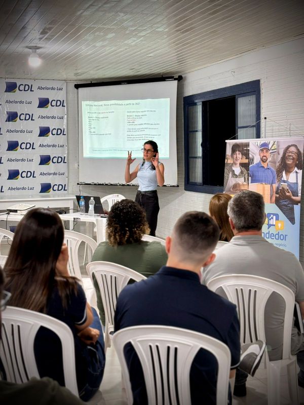 Reforma tributária é tema de palestra para empresários e destaca impactos nos pequenos negócios