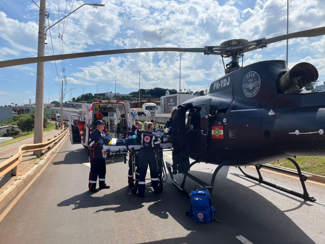 Motociclista fica em estado grave após acidente em Chapecó 