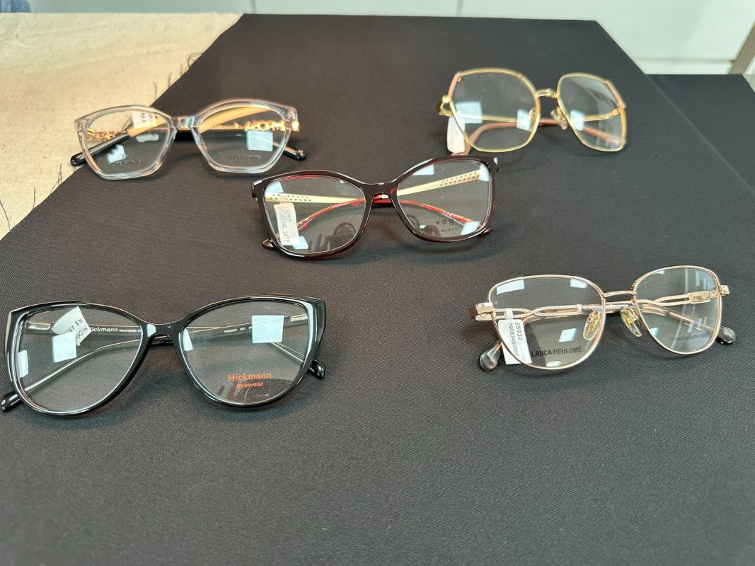 Armações com 20% de desconto você encontra na Unika Ótica e Joalheria