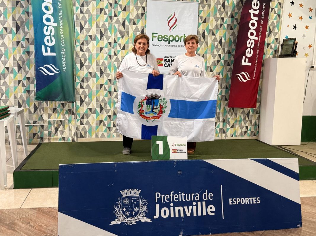 Dupla de Faxinal dos Guedes conquista título no truco feminino do JASTI 2026